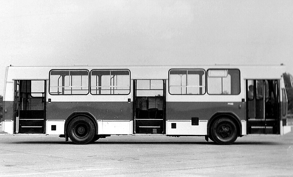 Prezentacja prototypu nowego autobusu miejskiego Jelcz M110.