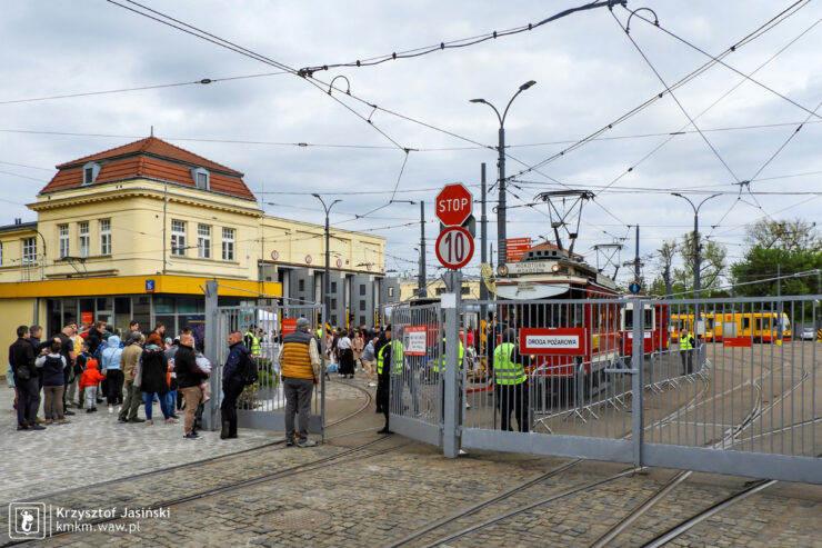 brama wyjazdowa zajezdni Praga