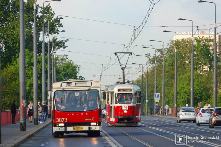 Berliet PR100 i wagon 13N na moście Śląsko-Dąbrowskim
